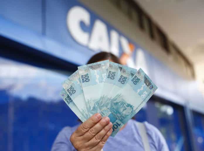 auxílio emergencial