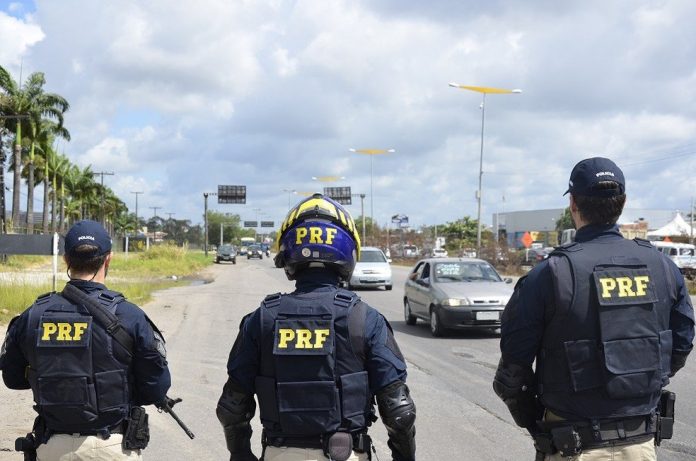 PRF divulga resultado das provas de concurso para 1,5 mil vagas. Veja nomes