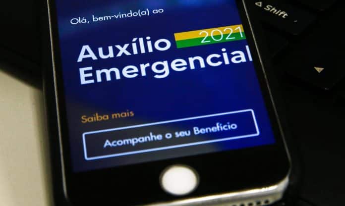 Auxílio emergencial deve ter duas novas parcelas