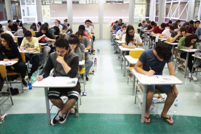 FUVEST 2022: confira calendário completo