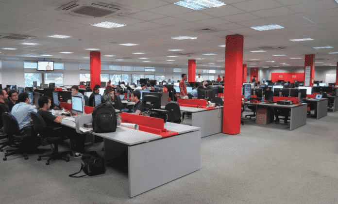 Vale a pena investir nas ações da Locaweb?
