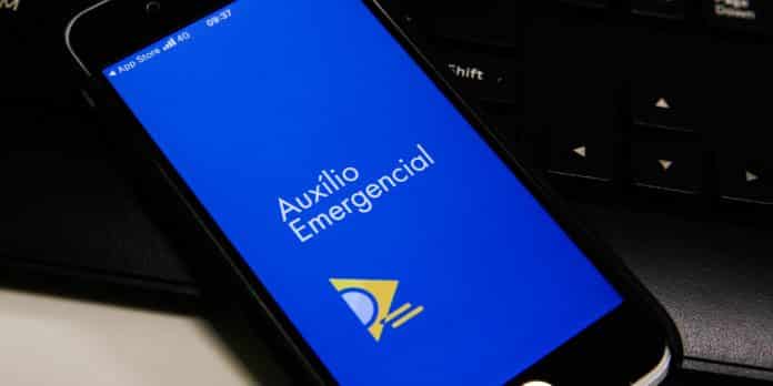 A prorrogação do auxílio emergencial em mais três meses vem causando algumas dúvidas nos beneficiários: quem tem direito ao programa?