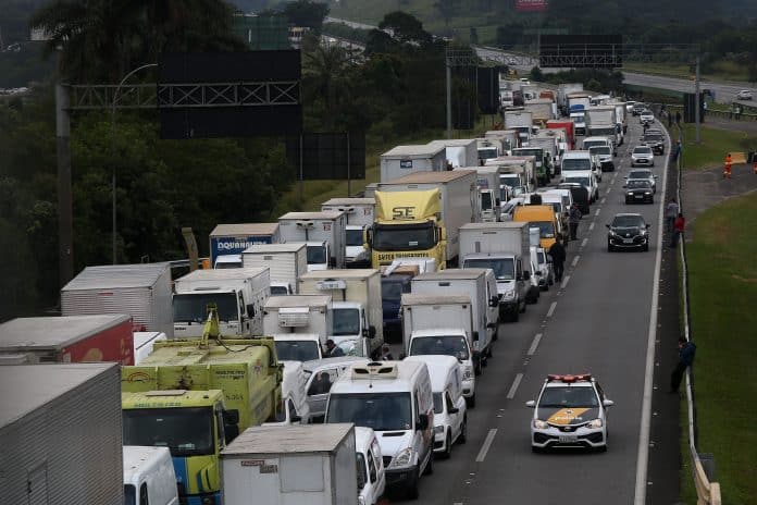 Caminhoneiros não irão se reunir no dia 07 de setembro para pedir voto impresso