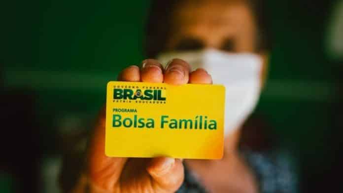Novo valor e regras do Bolsa Família 2022