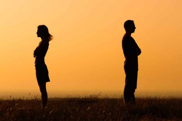 Esposa quer metade dos bens na separação mas nunca ajudou a conquistar? Veja seus direitos