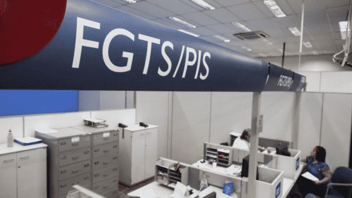 Afetados, Enchentes, FGTS, Bahia, Minas