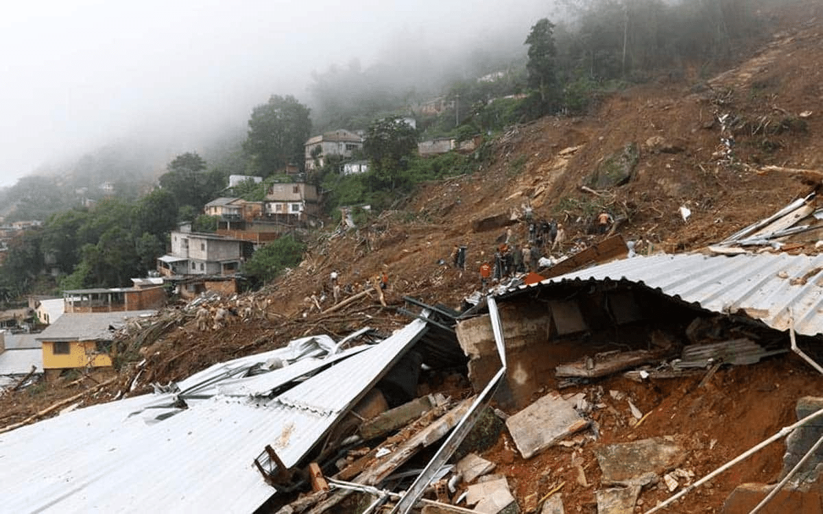 Petrópolis, Chuvas, Moradores, Caixa, FGTS, Mortes