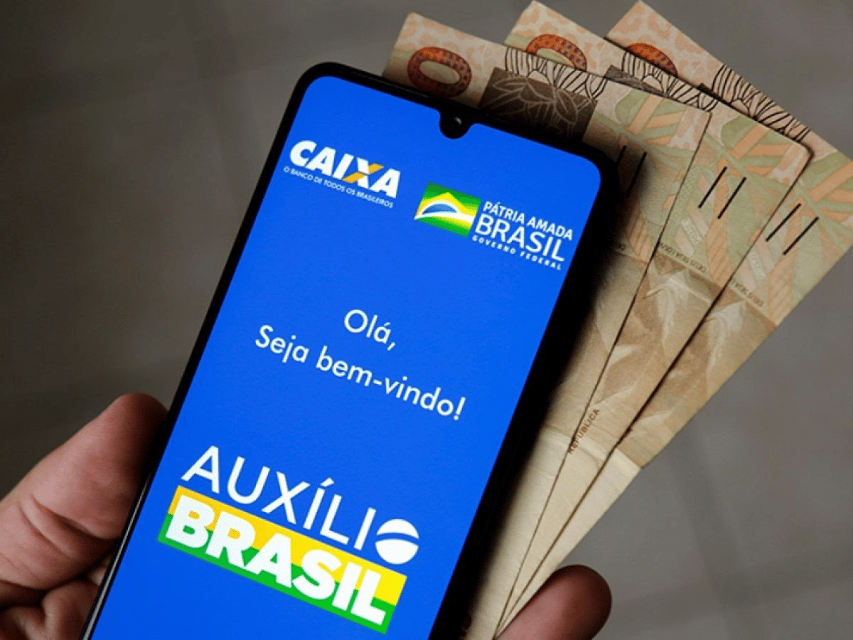Auxílio Brasil