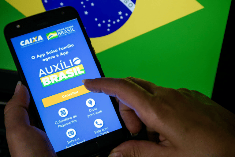 Auxílio Brasil, Bolsonaro