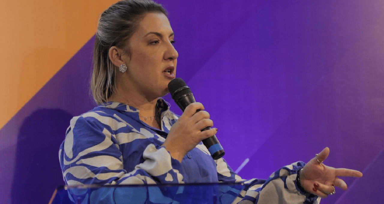 Daniella Marques Toma Posse Como Presidente Da Caixa