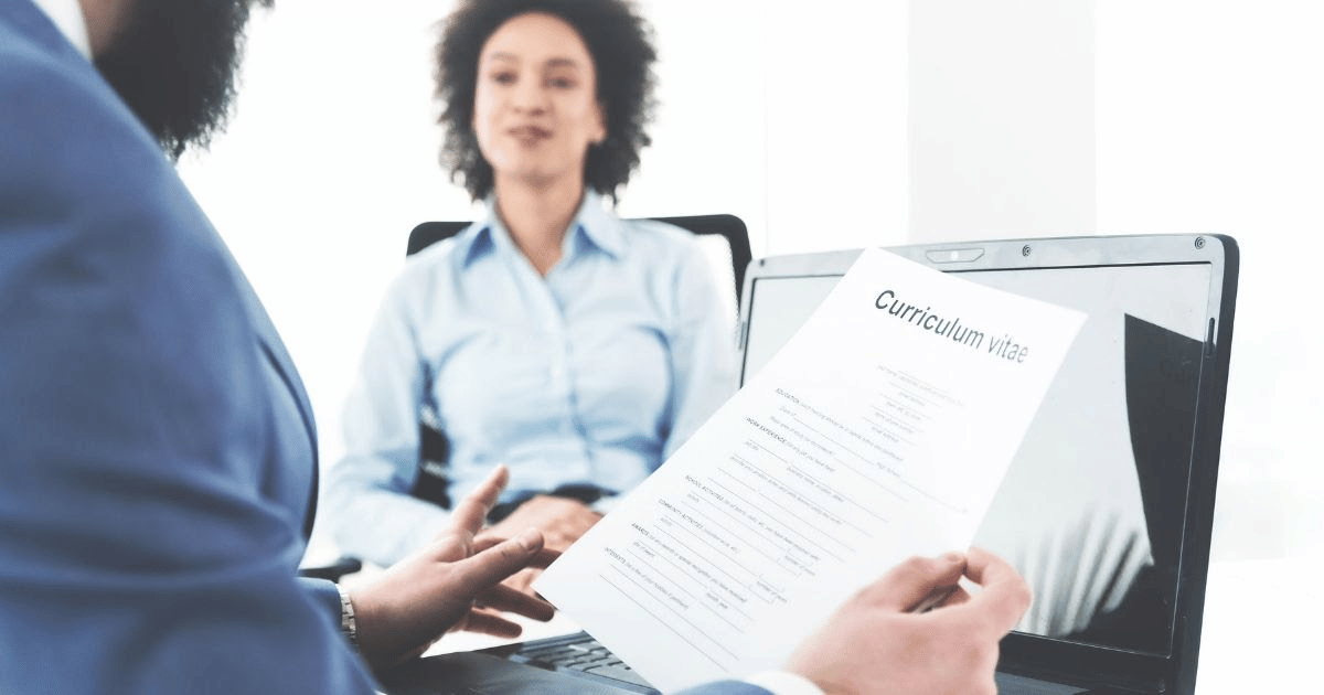 Emprego, Entrevista