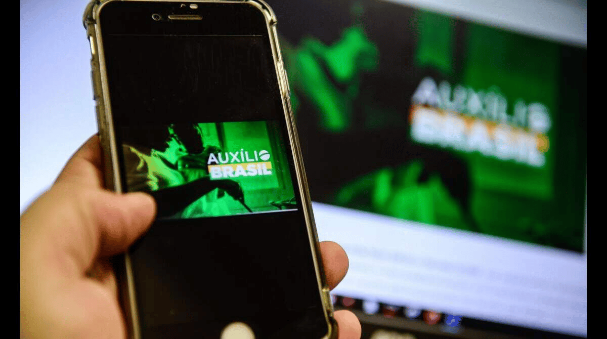Auxílio Brasil