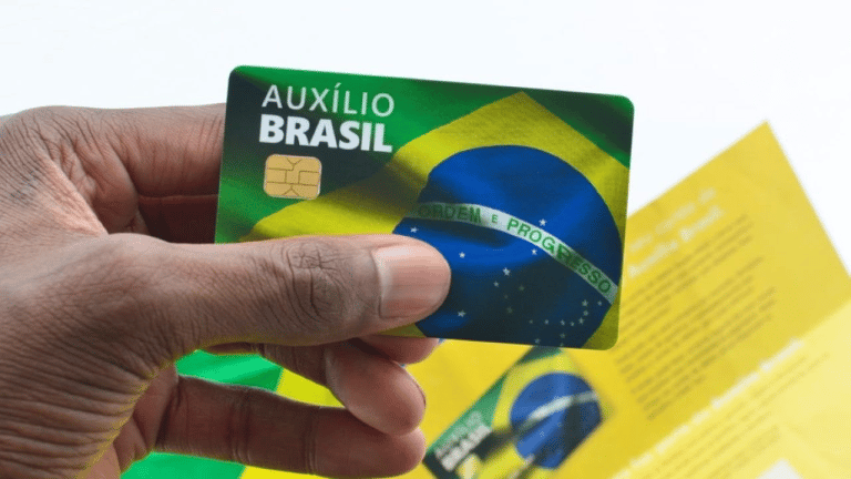 Auxílio Brasil