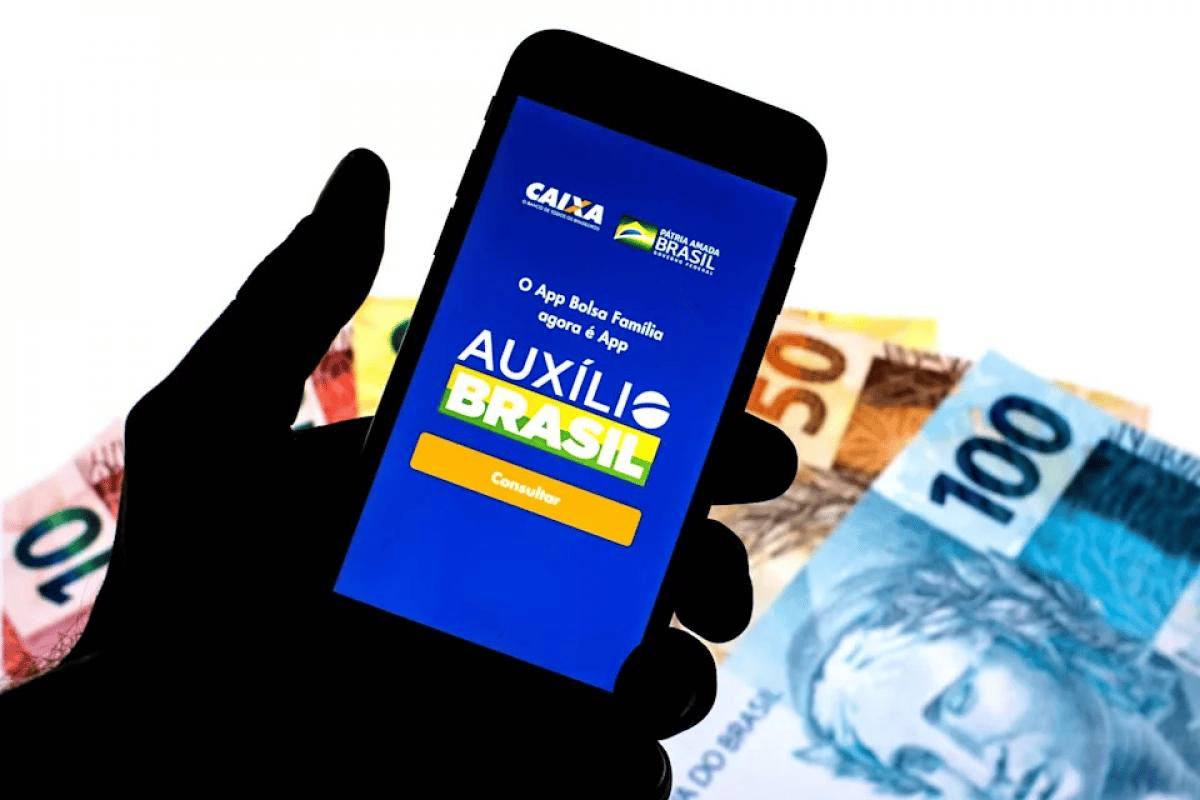 Auxílio Brasil