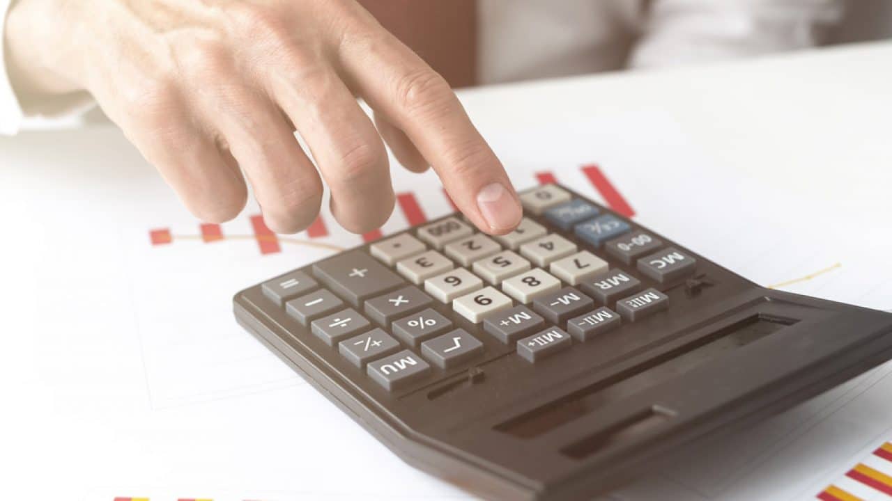 13º salário, economia