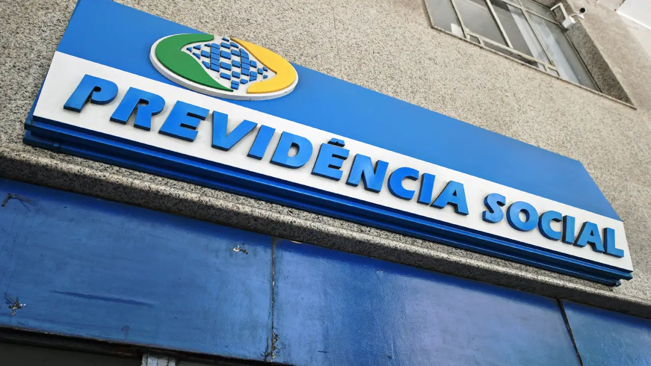 TCU projeta 16 anos para fim da fila de recursos do INSS