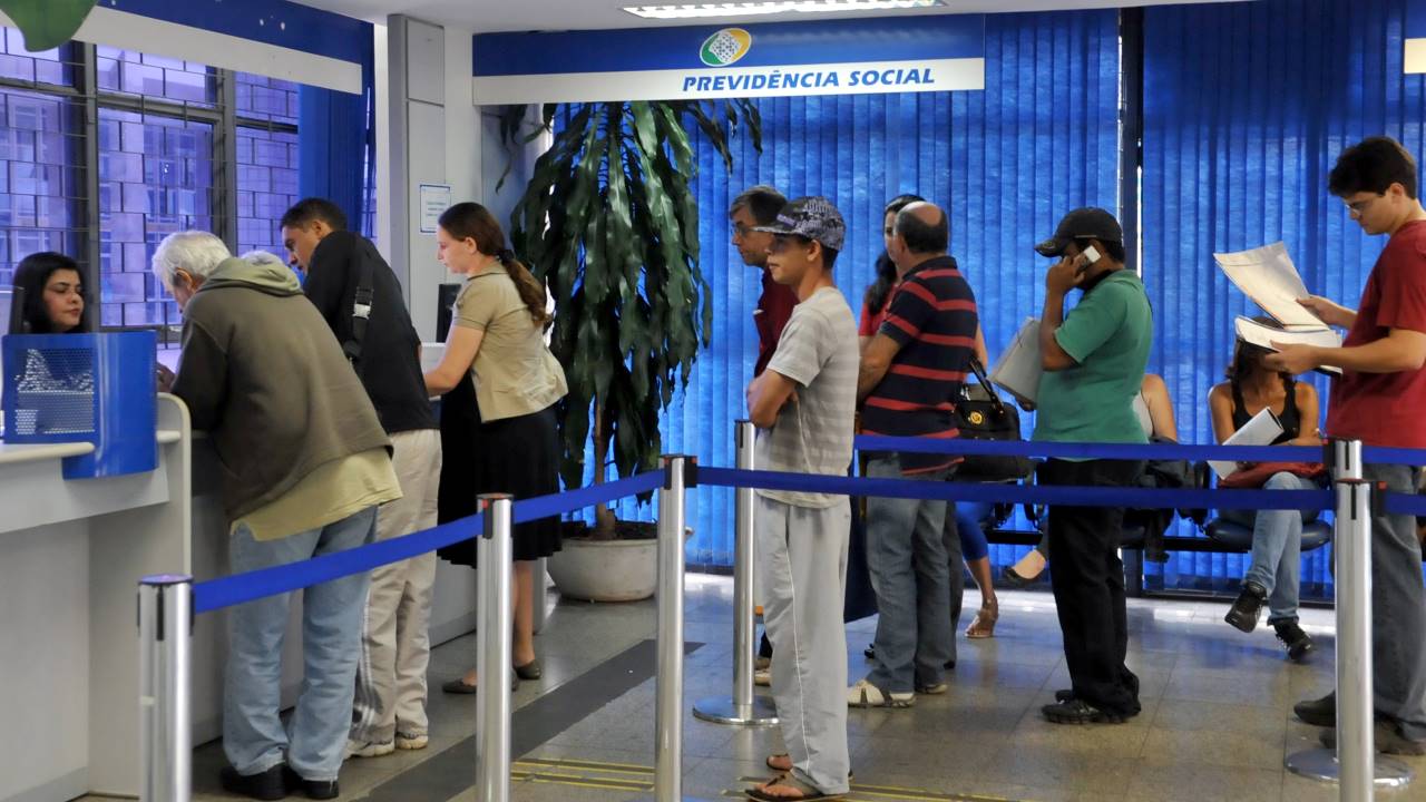 inss, fila de espera