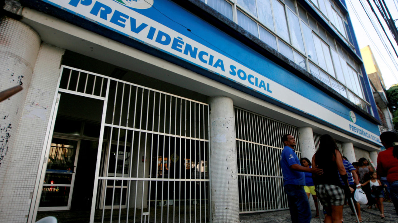 INSS: veja quem recebe benefícios nesta terça-feira (28)