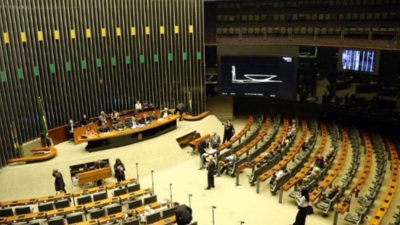 Veja como pensam os deputados sobre a correção do Imposto de Renda