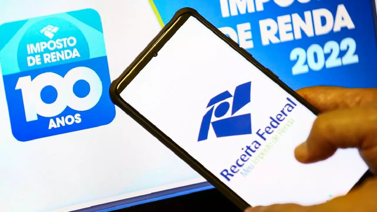 IR 2023: Receita abre consulta, mas sistema apresenta falhas