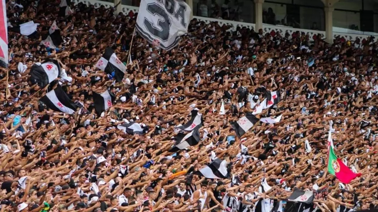 Vasco atrasa FGTS de alguns funcionários, dizem jornalistas