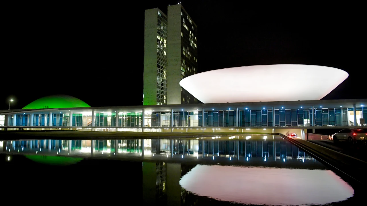 O plano do governo para acelerar o plano nacional de valorização do salário mínimo