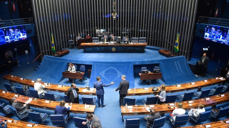 Comissão aprova mudanças em fundos e offshores