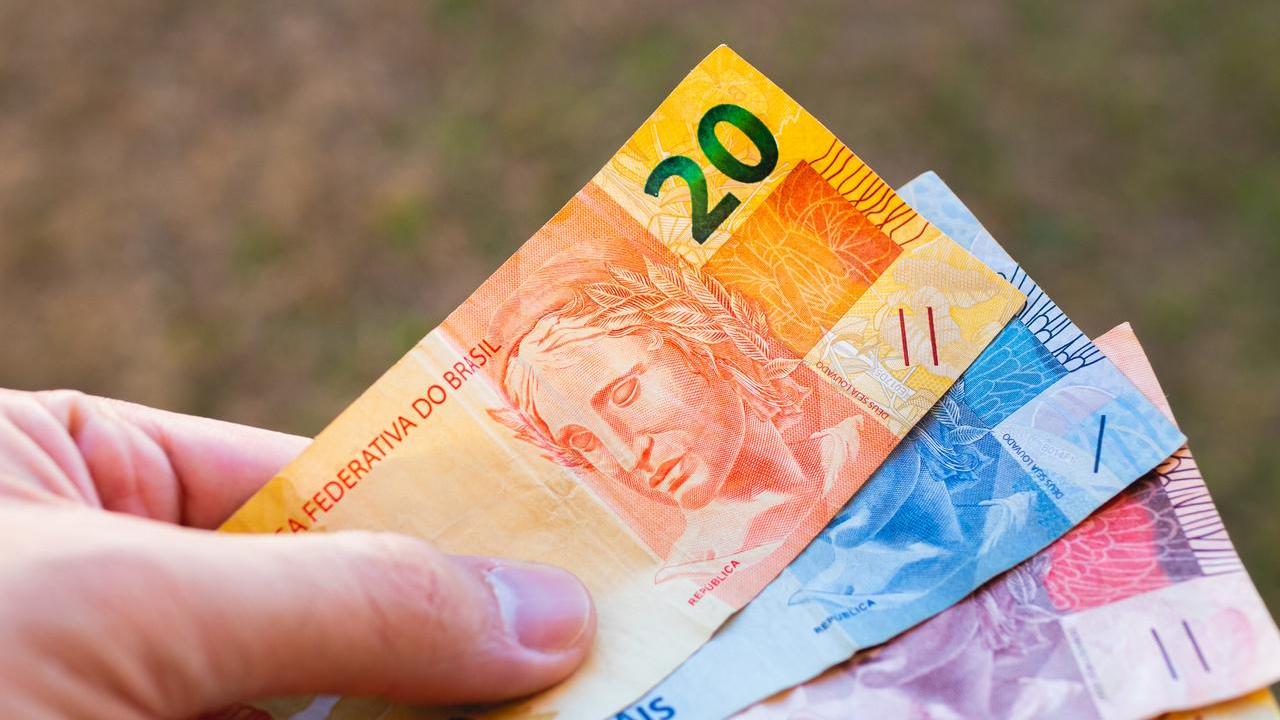 Salário mínimo terá novo aumento em 2024? Veja o que se sabe