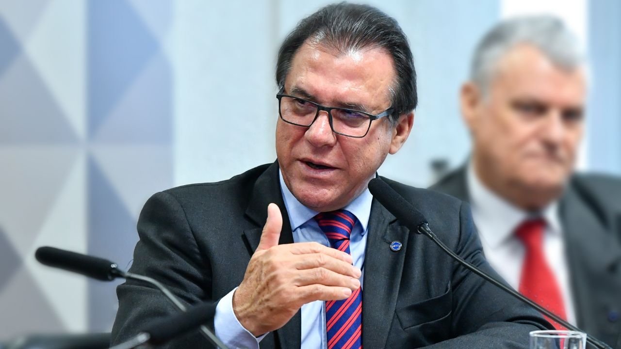 FGTS: ministro não cumpre promessa sobre saque-aniversário