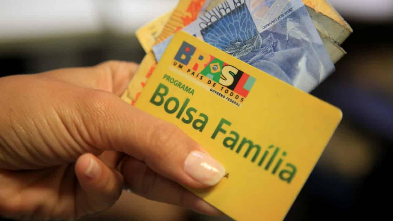 Bolsa Família tem nova liberação nesta quarta, 22; veja quem recebe
