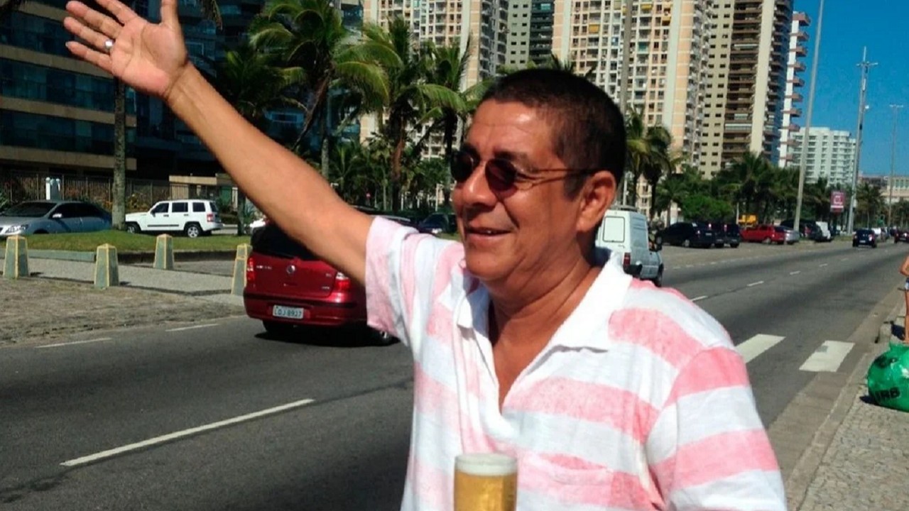 Zeca Pagodinho ao anunciar quanto ganha do INSS; "dinheirão"