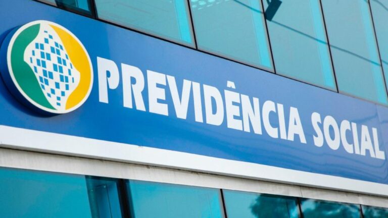 Veja quando o INSS volta a liberar o 13º salário para os segurados