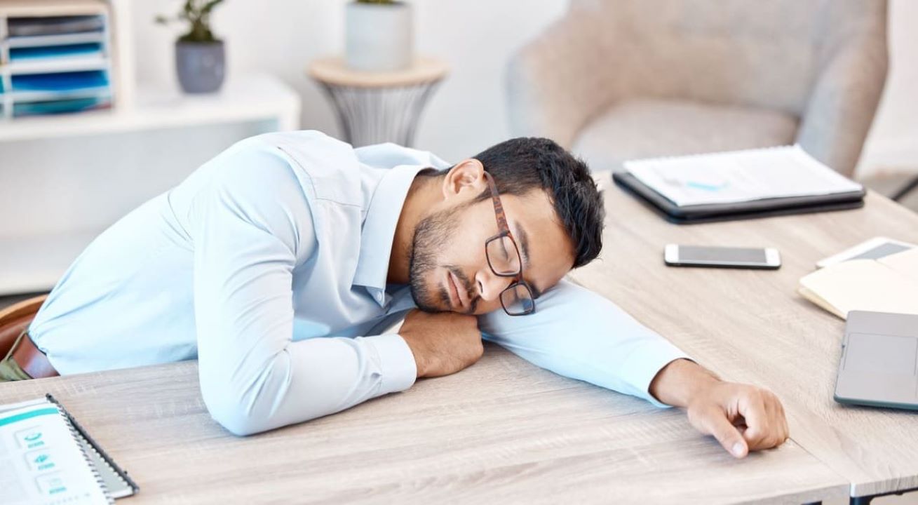 dormir no trabalho