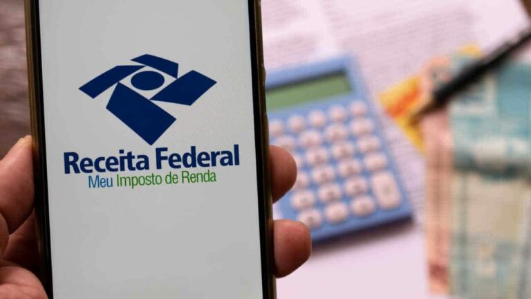 Receita paga NOVO lote de restituição nesta segunda (30/13)