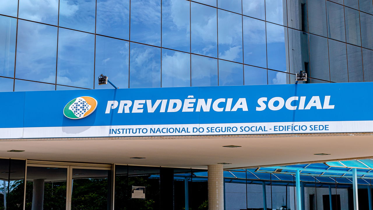 INSS: Relator da CPMI ameaça prender delegado da PF em reunião tensa