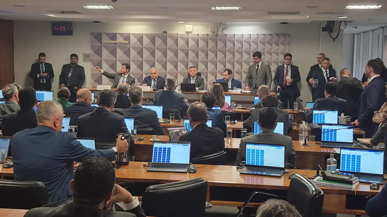 CPI do INSS prende depoente acusado de mentir durante sessão